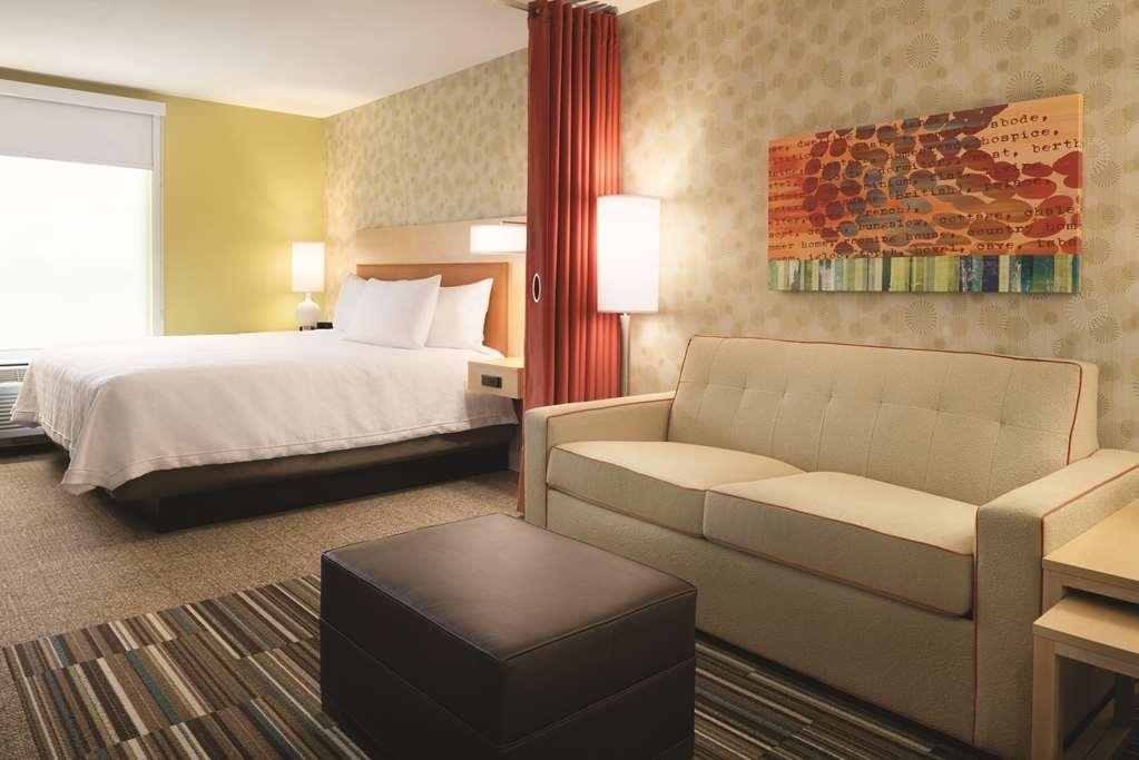 Home2 Suites By Hilton Iowa City Коралвілл Номер фото